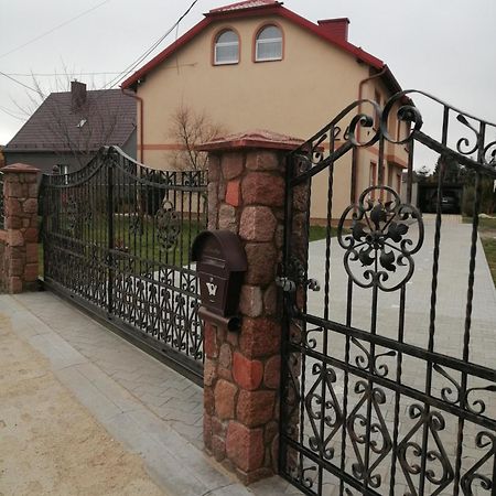 Roza Apartment Zelistrzewo Exterior photo